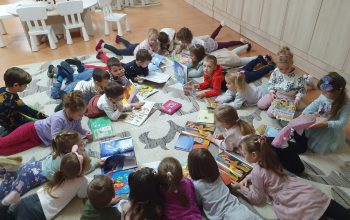 gradinita pinocchio CRED  carti